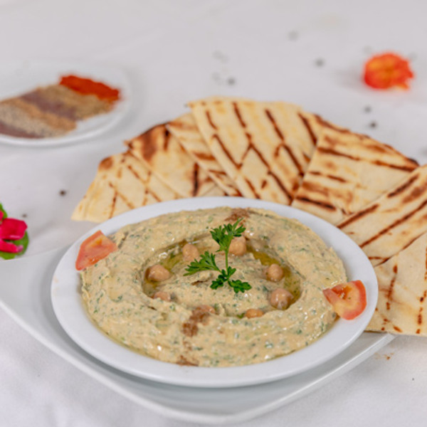 Hummus Beiruti