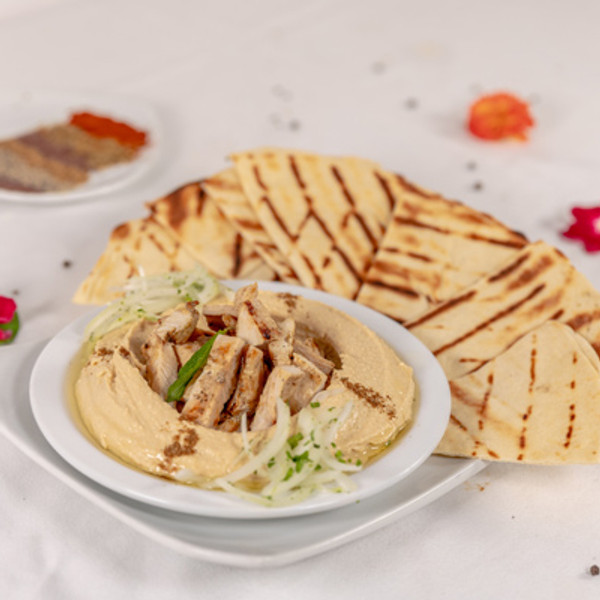 Hummus Topped with Chicken